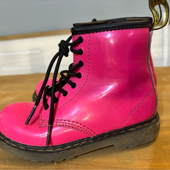 Hot Pink Patent Leather Dr Martens toddler combat boots size 10 - Picture 2 of 9